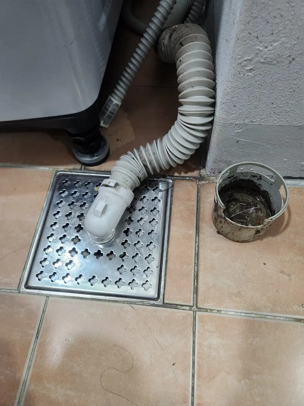 세탁기 배수구 분해 청소